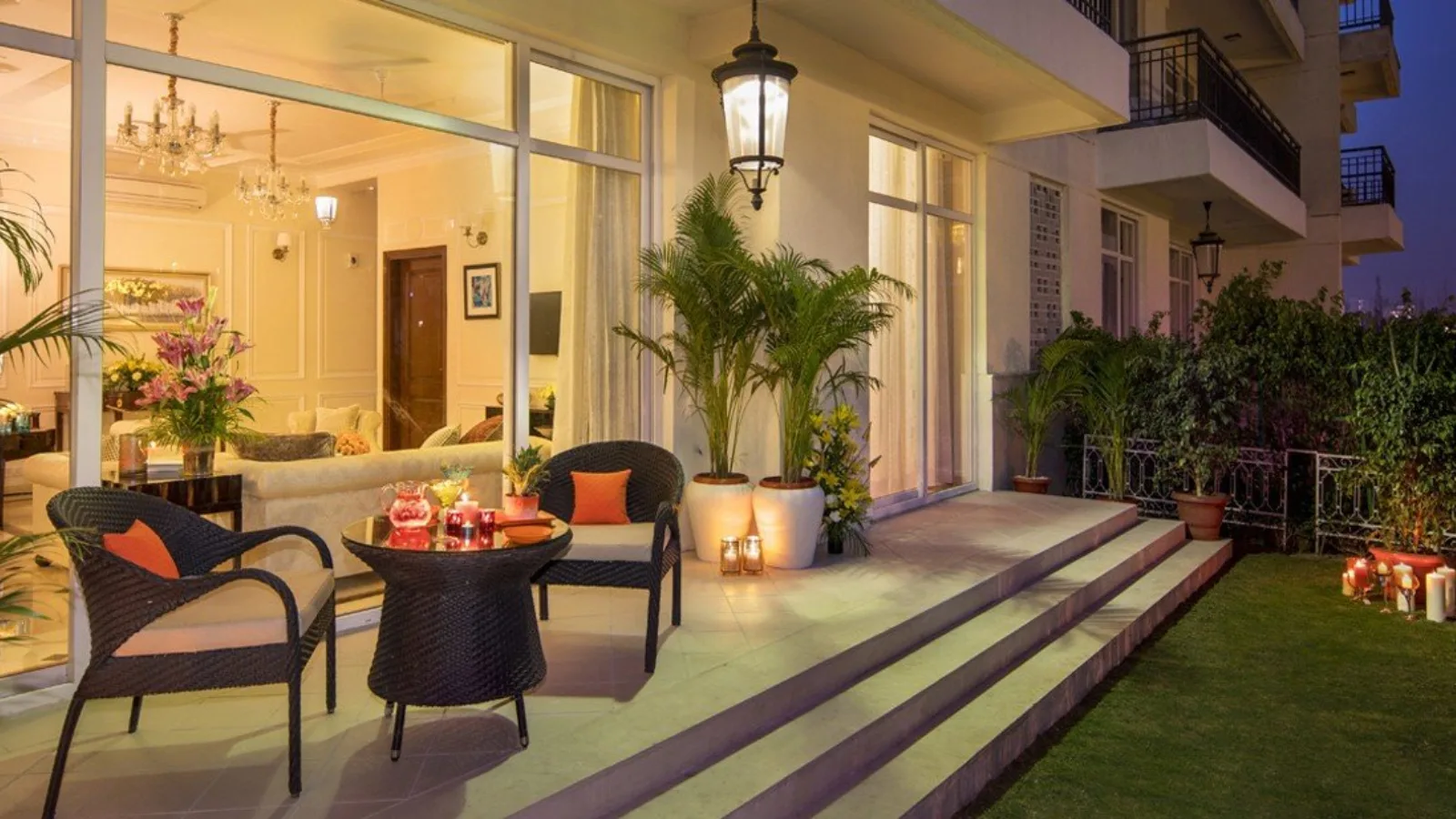 Central-Park-Bellavista-Towers-Apartment-and-Studio-In-Sector-48-Gurugram-balcony-lounge